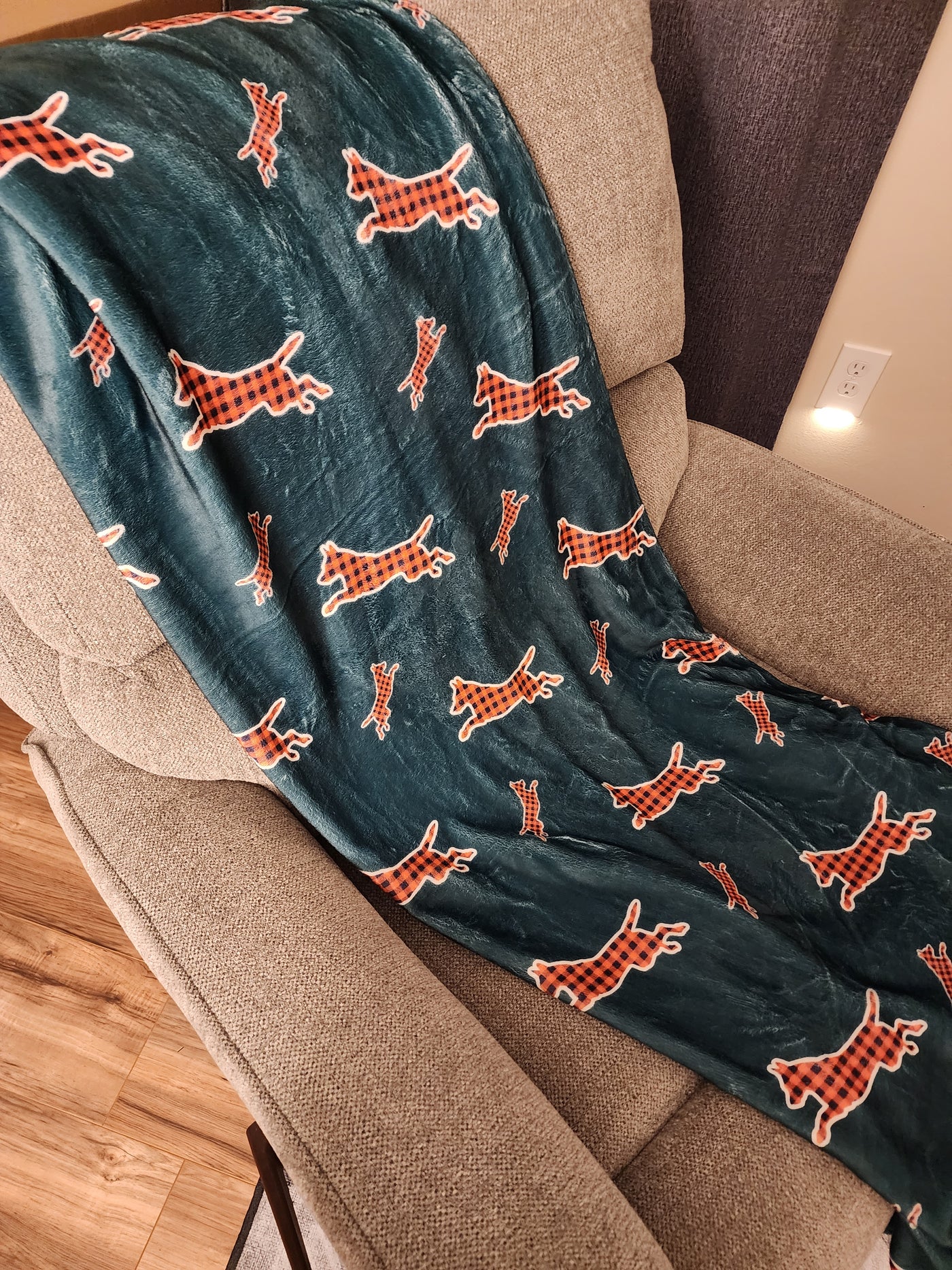 Belgian Malinois Plaid Throw Blanket